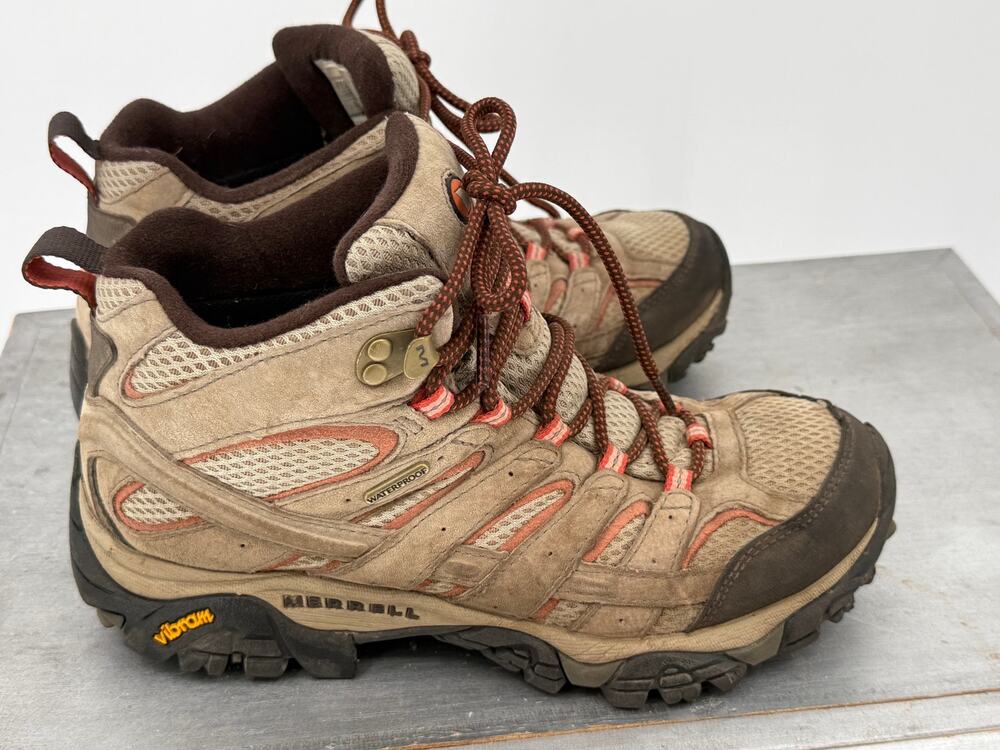 Merrell Waterproof Vibram Mid Hiking Boots Women's 8 Taupe Coral Gorpcore Hiking